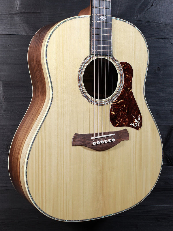 Taylor Gold Label 917e LTD Brazilian Rosewood / Adirondack Acoustic-Electric Guitar