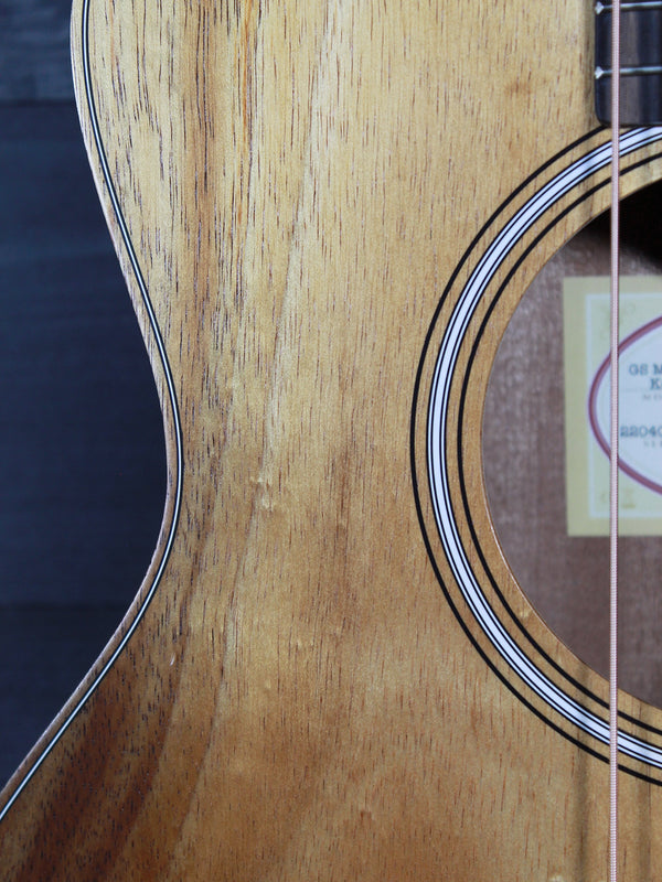 Taylor GS Mini-e Koa Acoustic-Electric Guitar – Exotic Hawaiian Koa Premium Travel Guitar