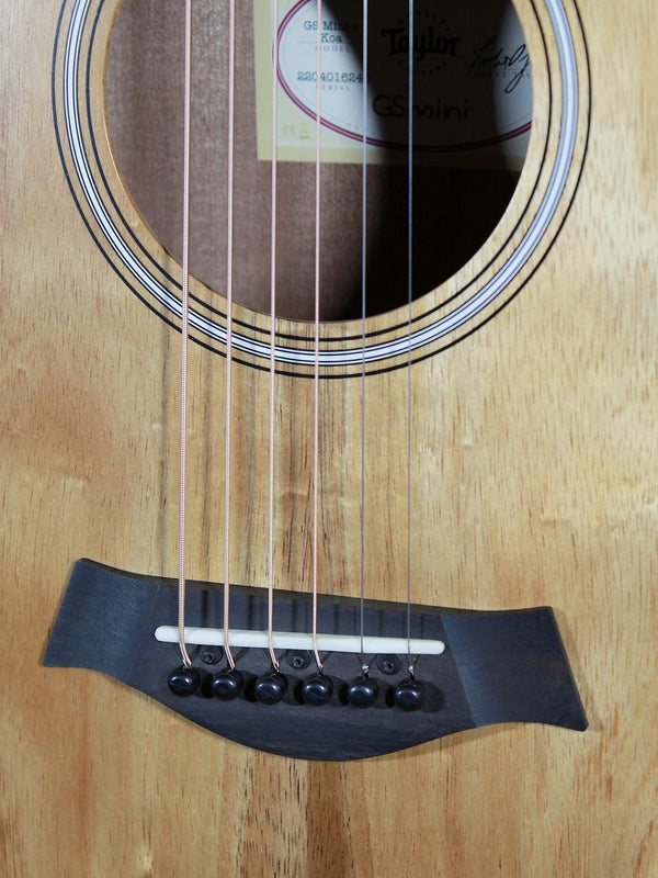 Taylor GS Mini-e Koa Acoustic-Electric Guitar – Exotic Hawaiian Koa Premium Travel Guitar
