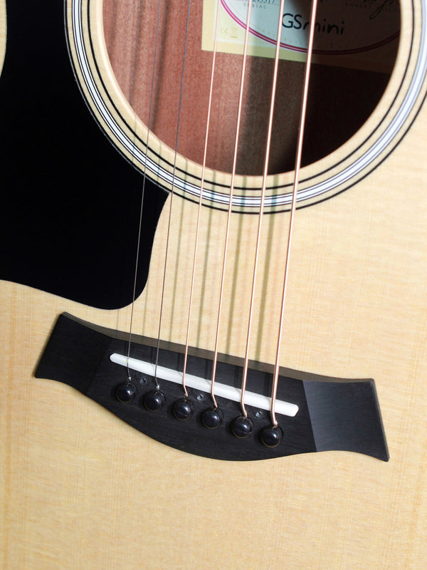 Taylor GS Mini E Rosewood Left Handed w/ Electronics