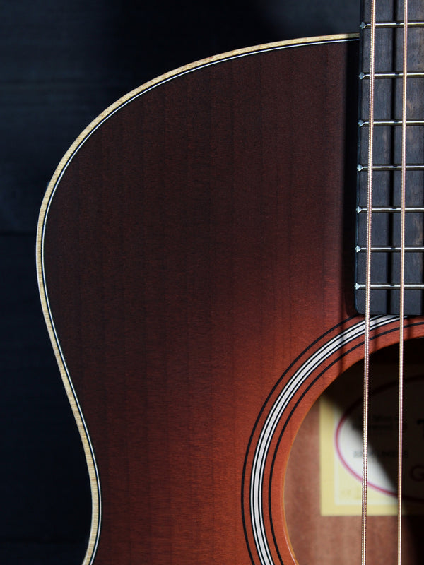 Taylor GS Mini-e SB acoustic-electric guitar with Sunburst finish Spruce top