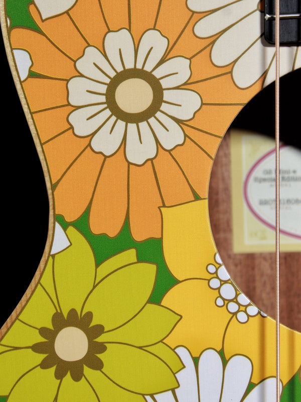 Taylor GS Mini-e Special Edition Floral Green floral artwork and torrefied spruce top rosette and soundhole 