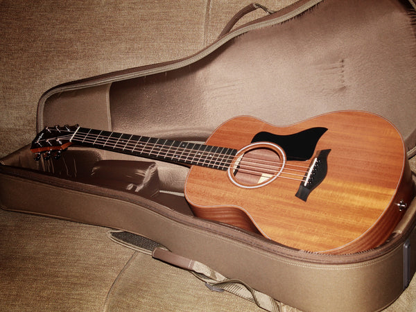 Taylor GS Mini Mahogany Acoustic Guitar – Solid Top Travel Guitar (No Electronics)