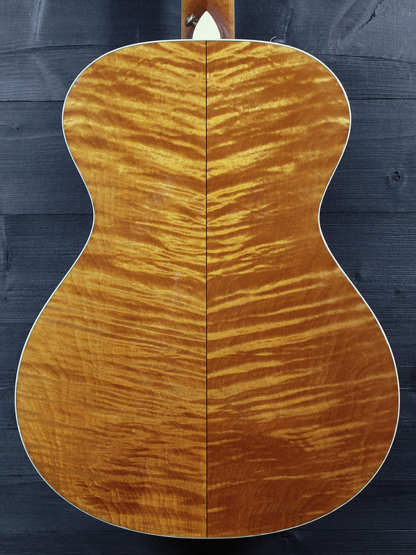 Pre-Owned Taylor GC6-E Maple Grand Concert Acoustic-Electric Guitar