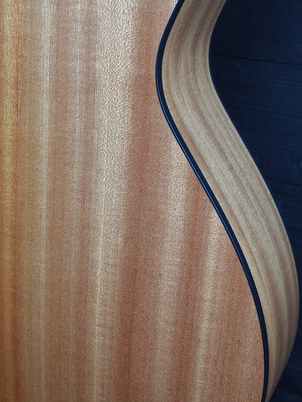 Taylor 112ce Sapele / Spruce Grand Concert Acoustic-Electric Guitar