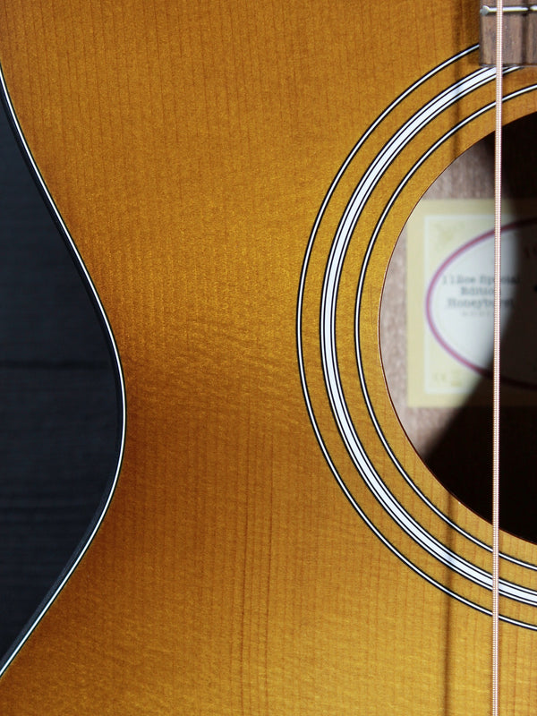 Taylor 112ce Honeyburst Special Edition Sapele / Spruce Acoustic-Electric Guitar