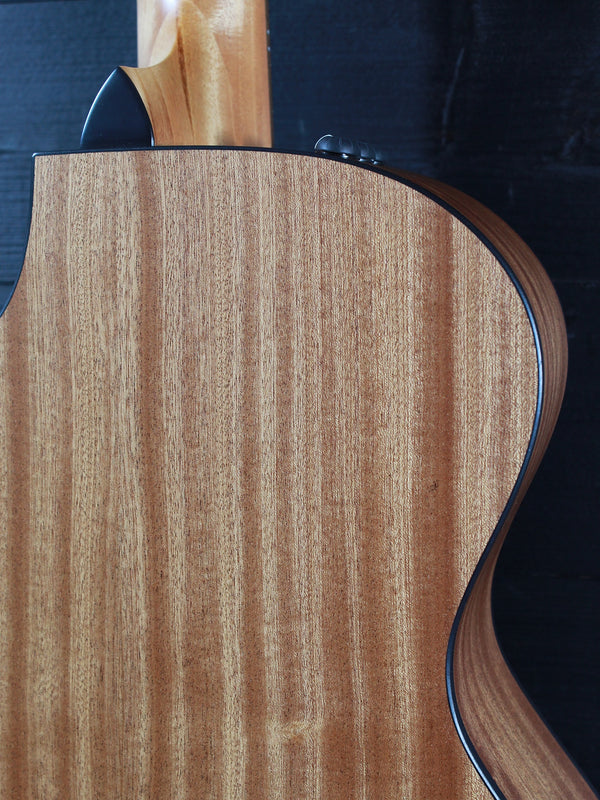 Taylor 112ce Honeyburst Special Edition Sapele / Spruce Acoustic-Electric Guitar