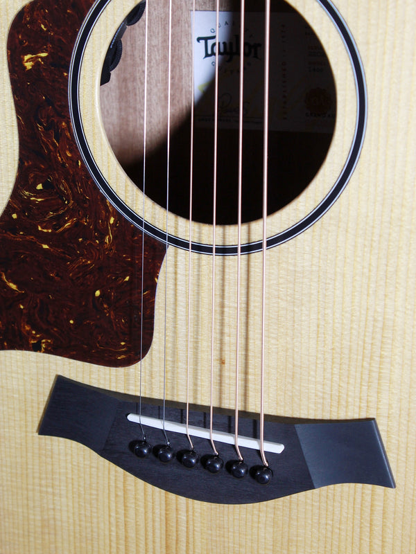 Taylor Guitars 14ce Left-Handed Solid Top Grand Auditorium w/ Fishman Electronics