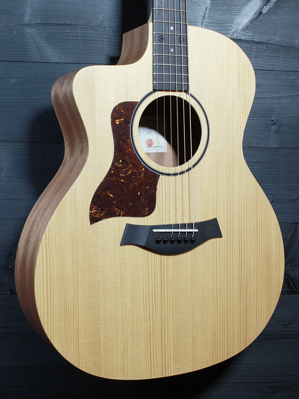 Taylor Guitars 14ce Left-Handed Solid Top Grand Auditorium w/ Fishman Electronics