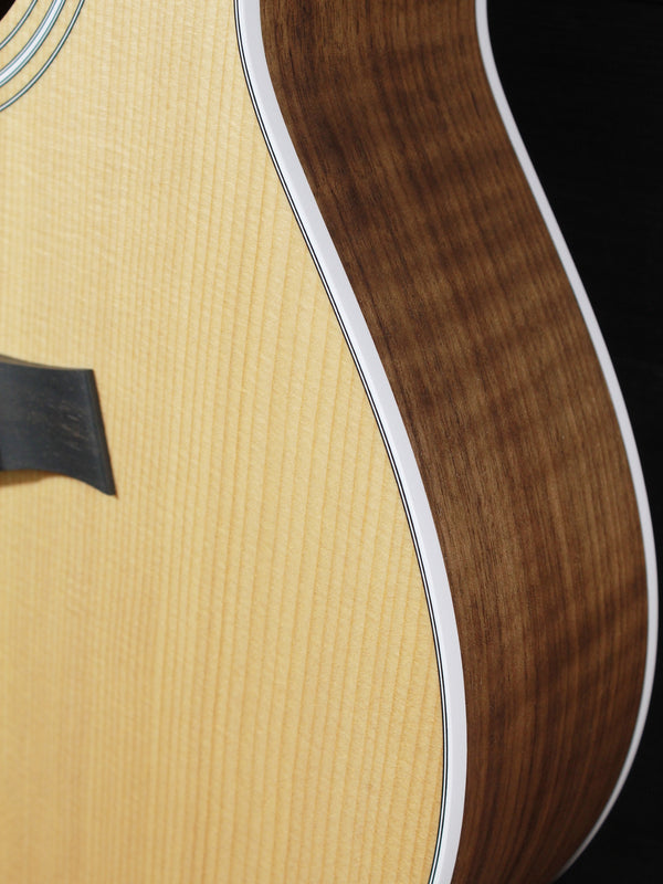 Taylor 212ce Left-Handed Walnut Grand Concert Acoustic-Electric Guitar - Natural