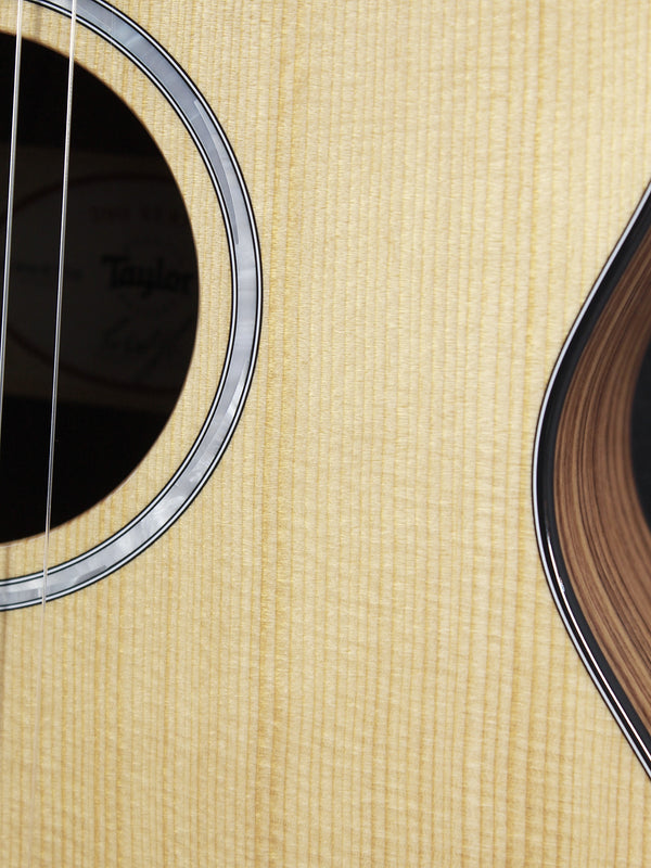 Taylor 212ce-N Plus Rosewood Nylon String Acoustic-Electric Guitar