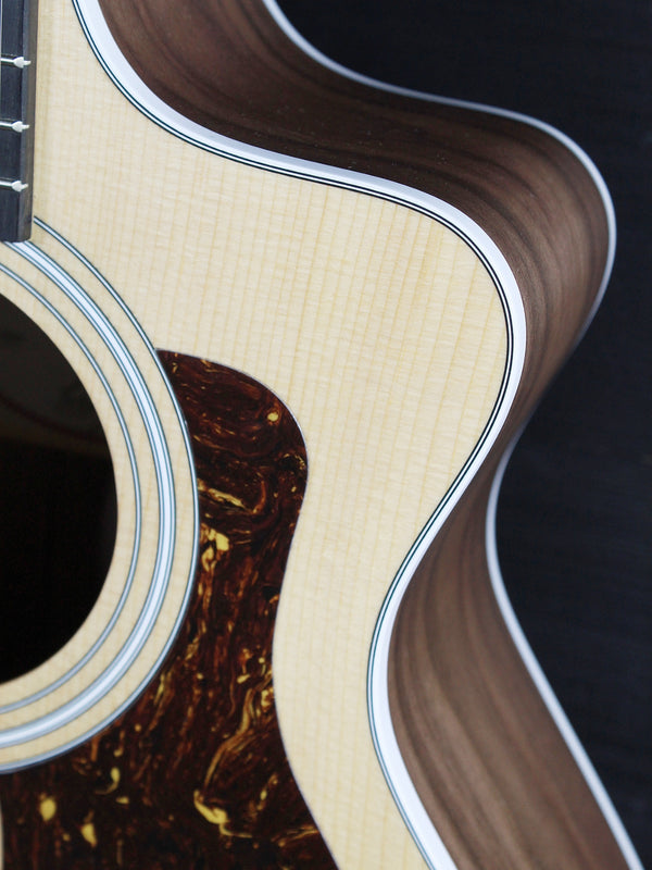 Taylor 212ce Walnut Grand Concert Acoustic-Electric Guitar - Natural Demo Model