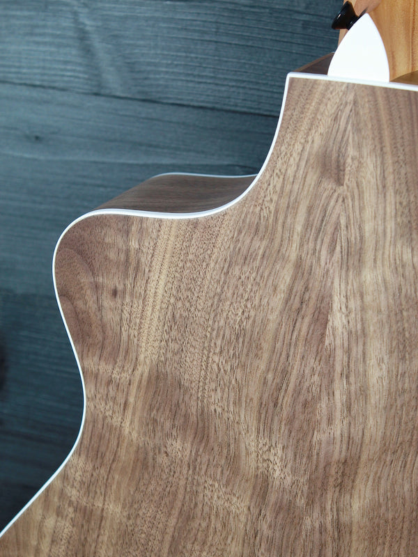 Taylor 212ce Walnut Grand Concert Acoustic-Electric Guitar - Natural Demo Model