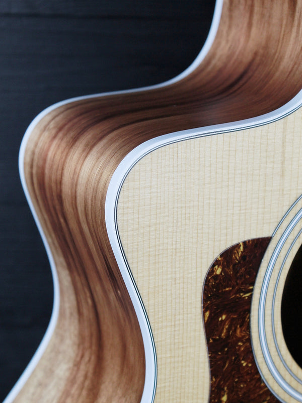 Taylor 214ce-K Left Handed Koa - Demo Model - Grand Auditorium Guitar