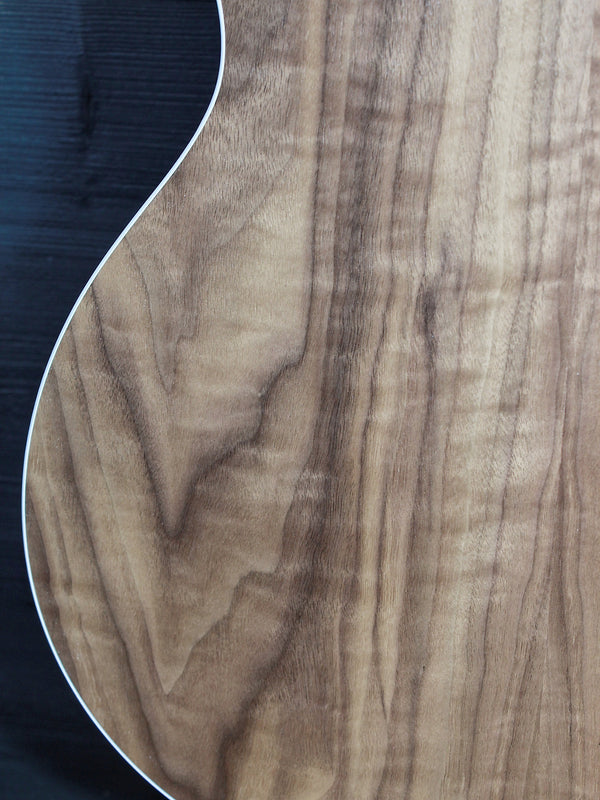 Taylor 214ce-N - Nylon String Walnut Grand Auditorium Acoustic / Electric Guitar