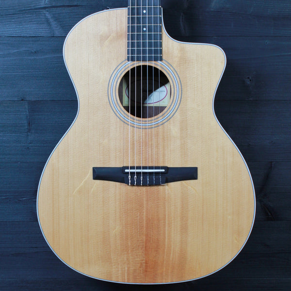 Taylor 214ce-N - Nylon String Walnut Grand Auditorium Acoustic / Electric Guitar