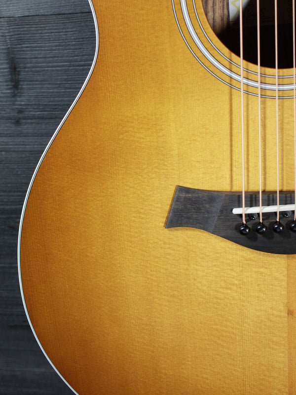 Taylor 214ce Special Edition Honeyburst Rosewood / Spruce Acoustic-Electric Guitar