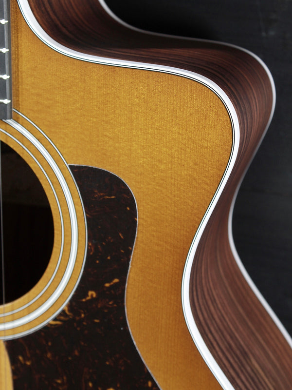 Taylor 214ce Special Edition Honeyburst Rosewood / Spruce Acoustic-Electric Guitar
