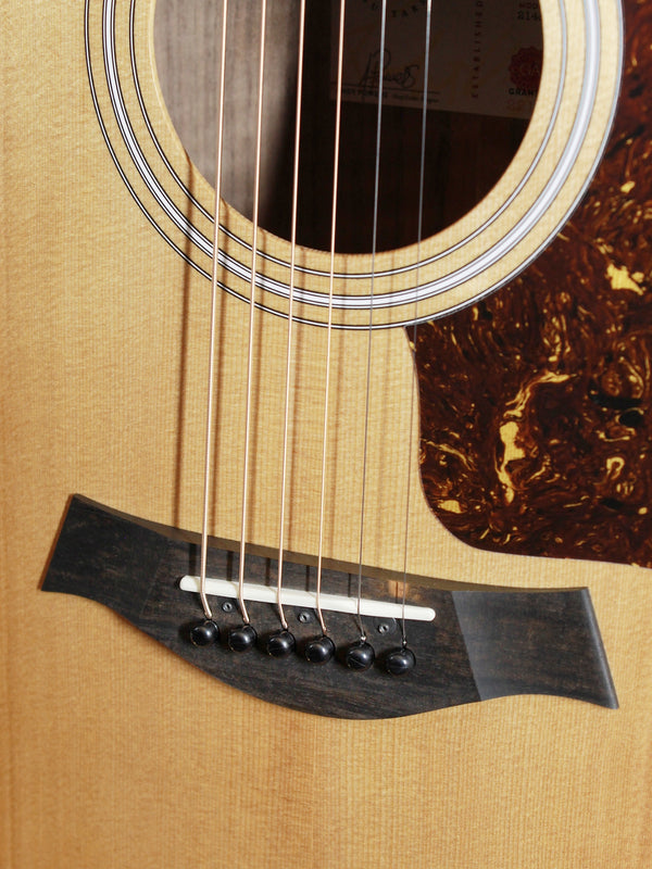 Taylor 214ce Walnut Grand Auditorium ES2 Electronics Acoustic-Electric Guitar