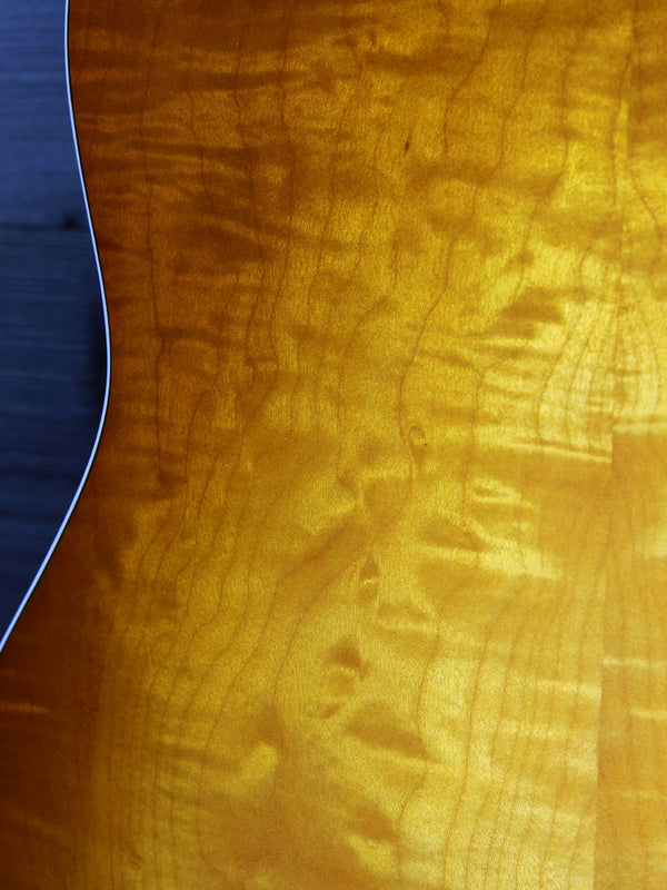 Taylor 217e Plus Special Edition Honeyburst Maple / Torrified Spruce Grand Pacific