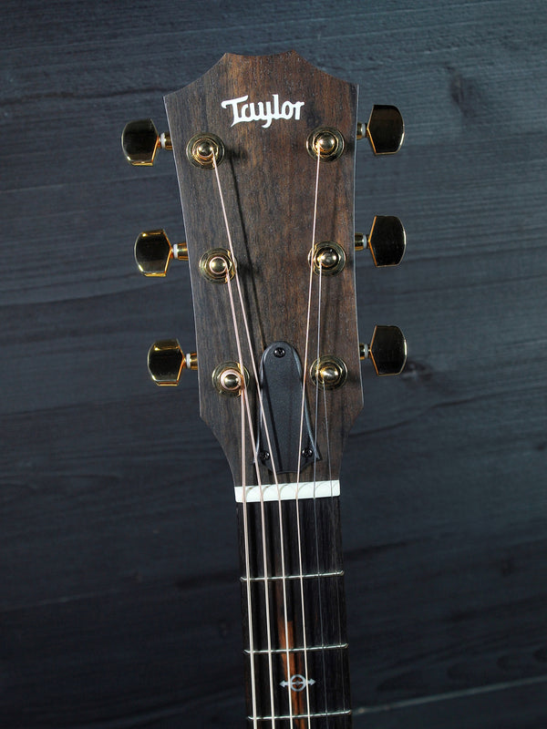 Taylor 224ce K-DLX Koa Deluxe Grand Auditorium Acoustic-Electric Guitar