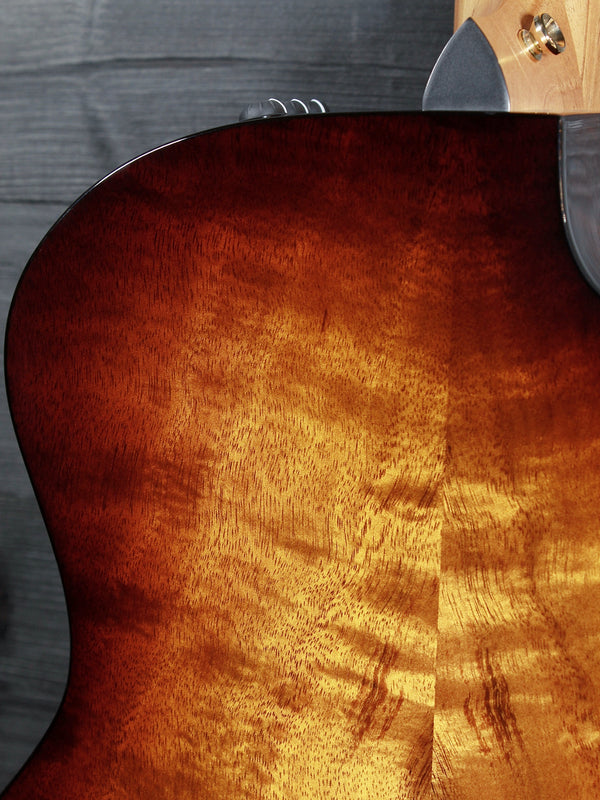 Taylor 224ce K-DLX Left-Handed Koa Deluxe Grand Auditorium Acoustic-Electric Guitar