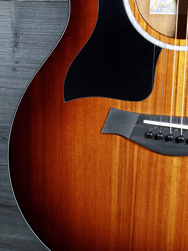 Taylor 224ce K-DLX Left-Handed Koa Deluxe Grand Auditorium Acoustic-Electric Guitar