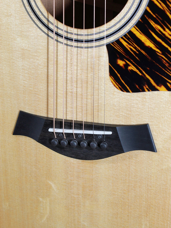 Taylor 312ce 12-Fret V-Brace Grand Concert w/ ES2 Electronics