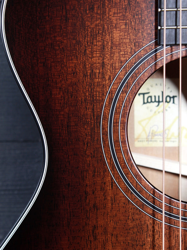 Taylor 322ce Mahogany V Brace - Grand Concert 14 Fret Acoustic-Electric Guitar