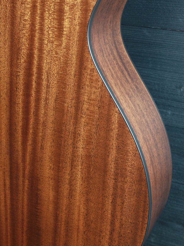 Taylor 322ce Mahogany V Brace - Grand Concert 14 Fret Acoustic-Electric Guitar