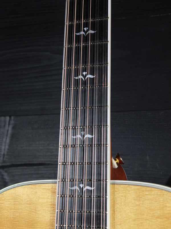 Pre-Owned Taylor Guitars 655e Jumbo Quilted Maple 12-String c.1996