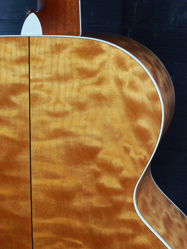 Pre-Owned Taylor Guitars 655e Jumbo Quilted Maple 12-String c.1996