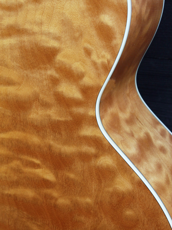 Pre-Owned Taylor Guitars 655e Jumbo Quilted Maple 12-String c.1996