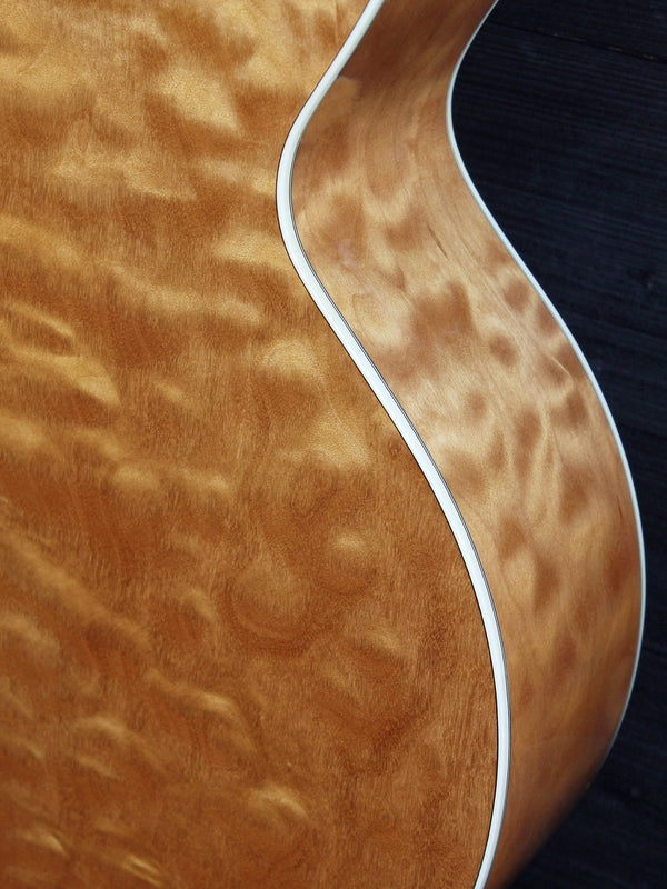 Pre-Owned Taylor Guitars 655e Jumbo Quilted Maple 12-String c.1996