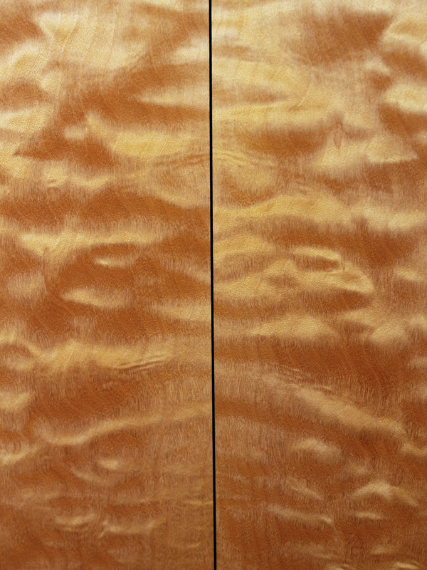 Pre-Owned Taylor Guitars 655e Jumbo Quilted Maple 12-String c.1996