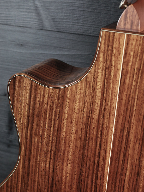 Pre-Owned Taylor 714ce Rosewood / Cedar c.2004 Acoustic-Electric Guitar