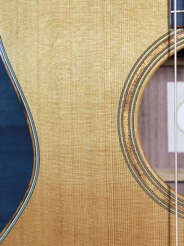 Pre-Owned Taylor 714ce Rosewood / Cedar c.2004 Acoustic-Electric Guitar