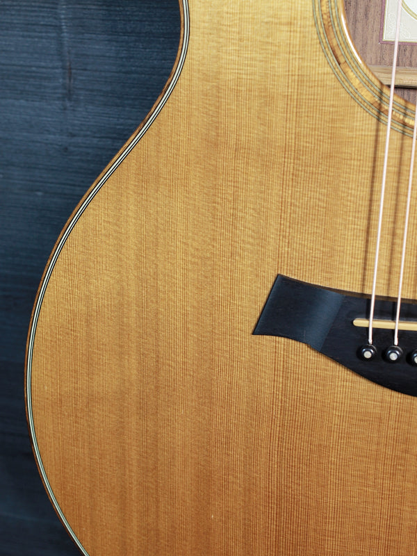 Pre-Owned Taylor 714ce Rosewood / Cedar c.2004 Acoustic-Electric Guitar