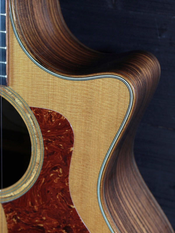 Pre-Owned Taylor 714ce Rosewood / Cedar c.2004 Acoustic-Electric Guitar