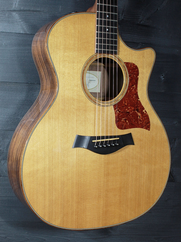 Pre-Owned Taylor 714ce Rosewood / Cedar c.2004 Acoustic-Electric Guitar