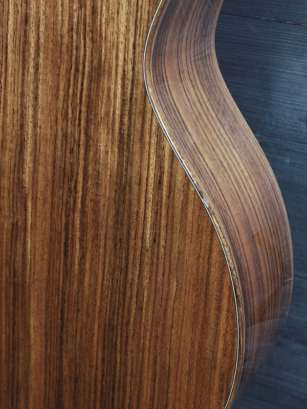 Pre-Owned Taylor 714ce Rosewood / Cedar c.2004 Acoustic-Electric Guitar