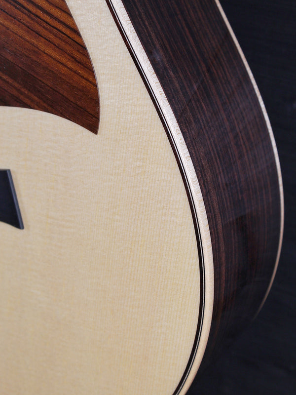 Taylor 812ce 12-Fret Rosewood / Spruce Grand Concert Acoustic-Electric