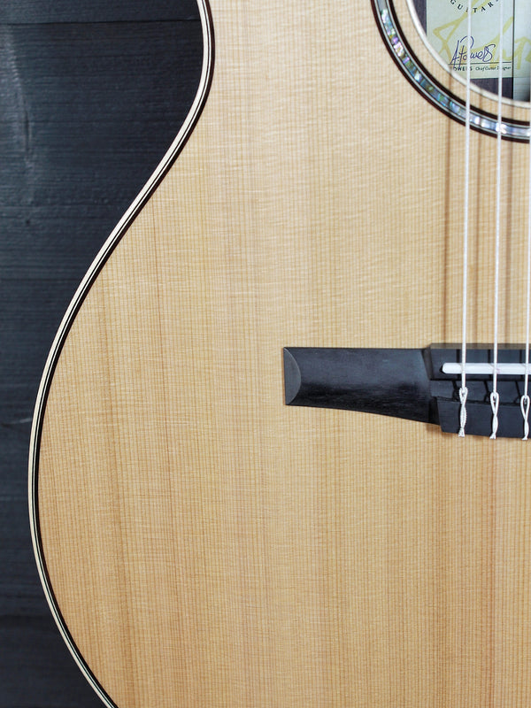 Taylor 814ce-N Nylon String Western Red Cedar Top Acoustic-Electric Guitar