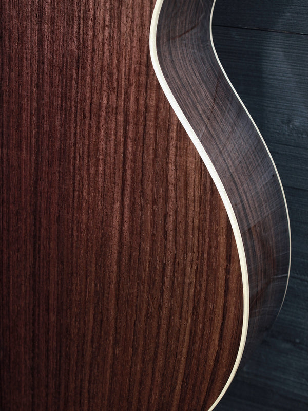 Taylor 814ce-N Nylon String Western Red Cedar Top Acoustic-Electric Guitar