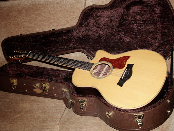 Pre-Owned Taylor 856ce Rosewood 12-String Acoustic-Electric Guitar