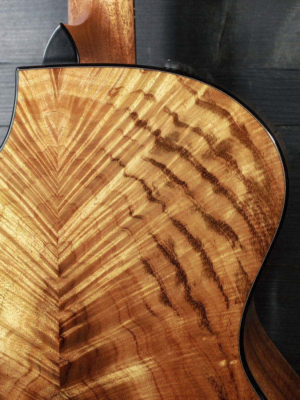 Taylor NAMM C14ce B5028 – GA Western Red Cedar/Figured AA-Grade Hawaiian Koa