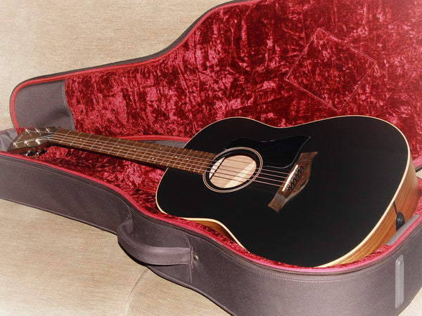 Taylor AD17e Blacktop Ovangkol / Spruce American Dream / Grand Pacific
