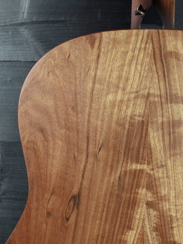 Taylor AD17e Blacktop Ovangkol / Spruce American Dream / Grand Pacific