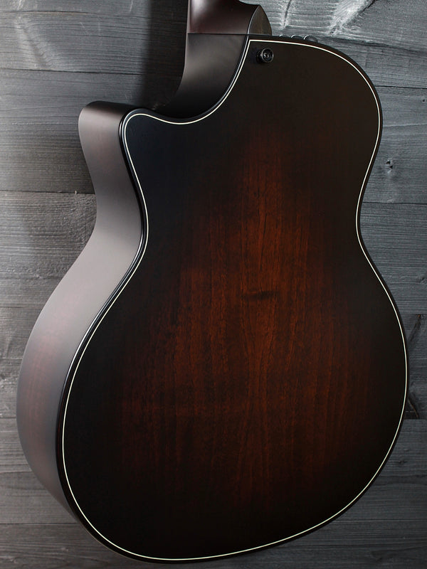 Taylor Builder’s Edition 324ce Urban Ash / Mahogany Top