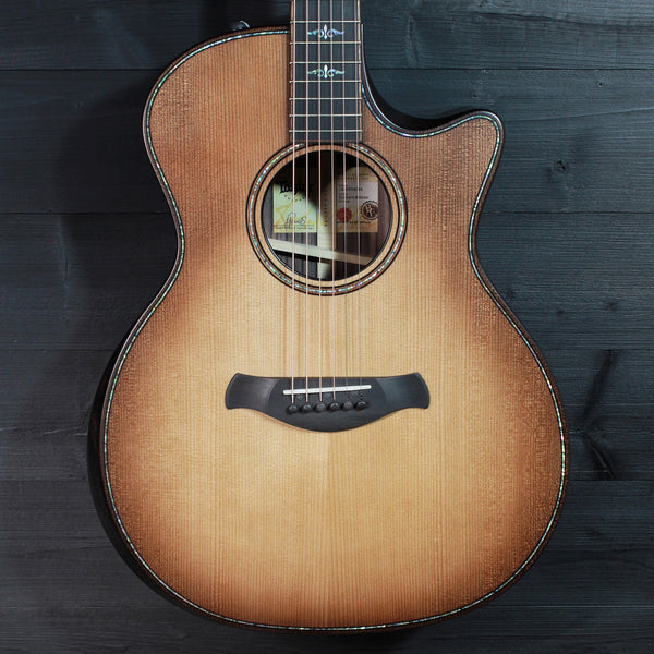 Taylor Builder’s Edition 914ce Wild Honey Burst Rosewood / Lutz Spruce Grand Auditorium